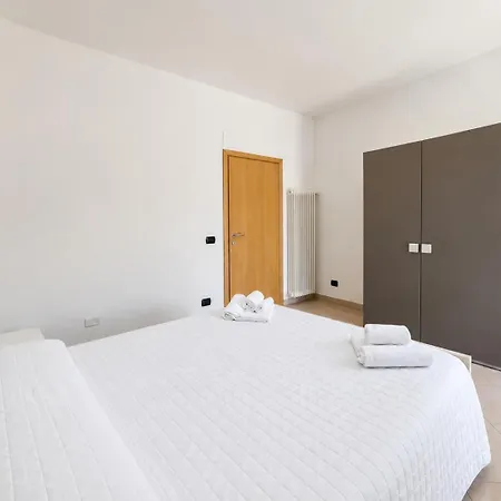 Casa Ricky - Larihome A80 Apartment Cremia